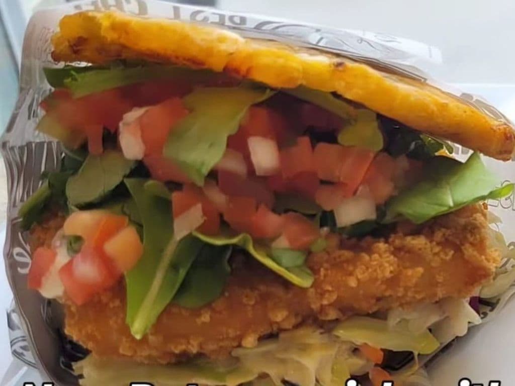 Pataconwich Breaded Fish