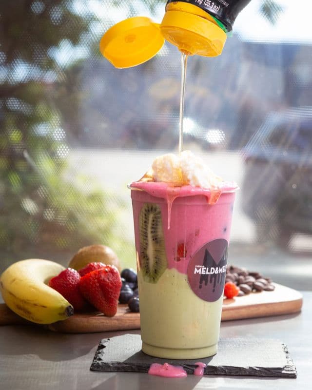 Cocktail avocat et fraise / Avocado and Strawberry Cocktail