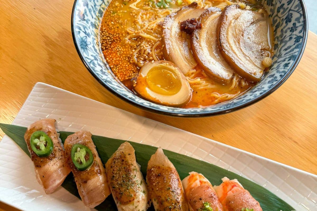 Ramen Aburi sushi set