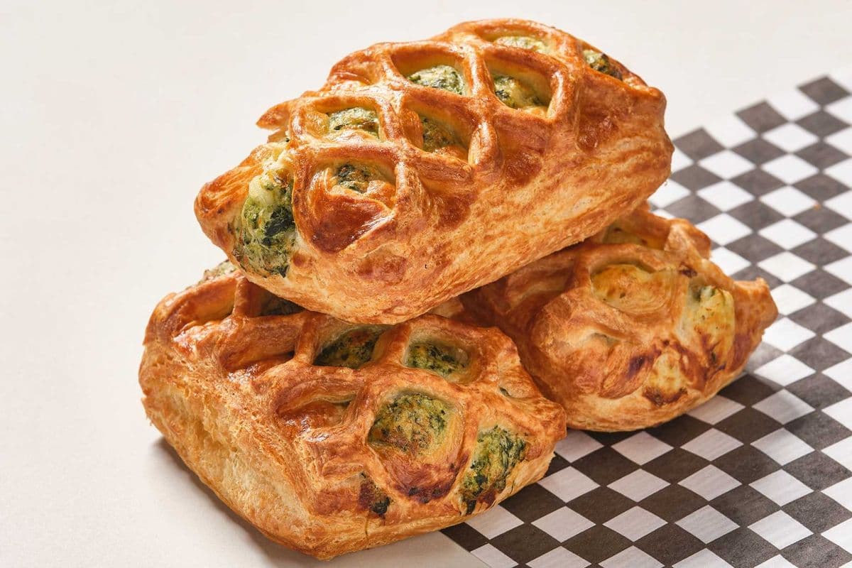 Leek & Parmesan Lattice Roll