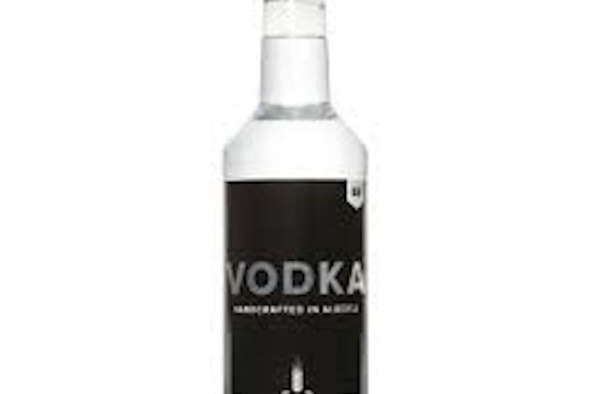 Black Vodka (1 x 750 ml)