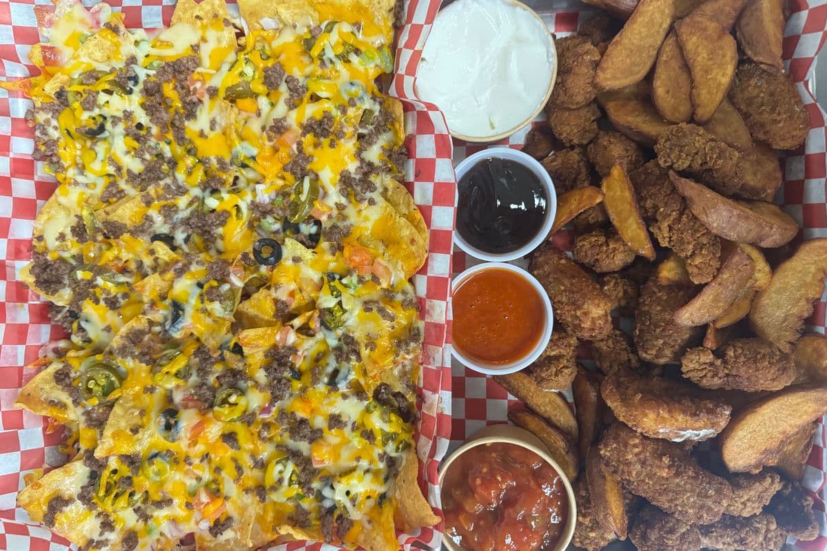HOLE IN ONE PLATTER