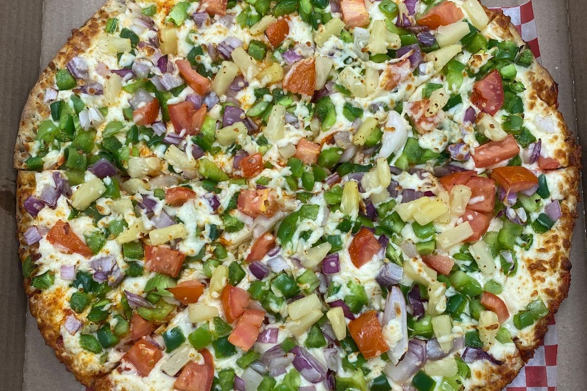 Veggie Garden Pizza (Medium)