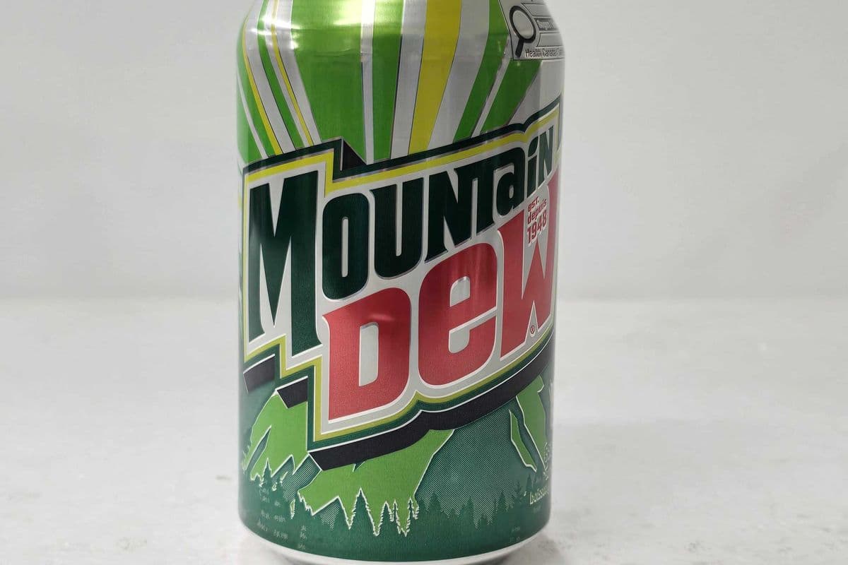 Mountain Dew can (355ml)