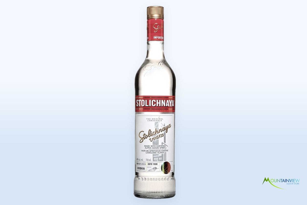 Stoli Vodka (750 ml) (1 x 750ml)