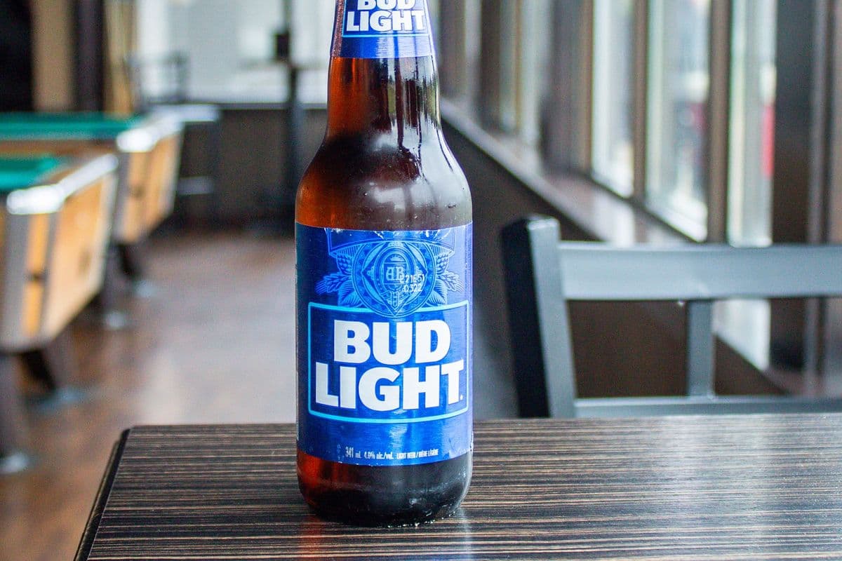 Bud Light Bottle (1 x 341ml)