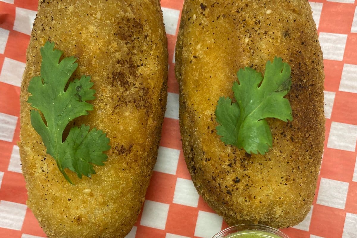 New Bread Roll . (1 per piece )