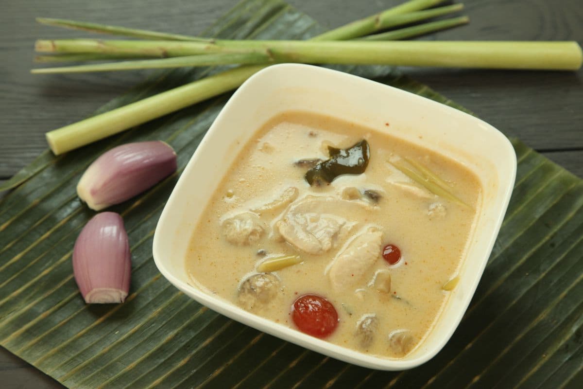 19. Coconut Soup (ต้มข่า)