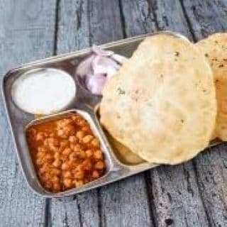 Choley Bhature 