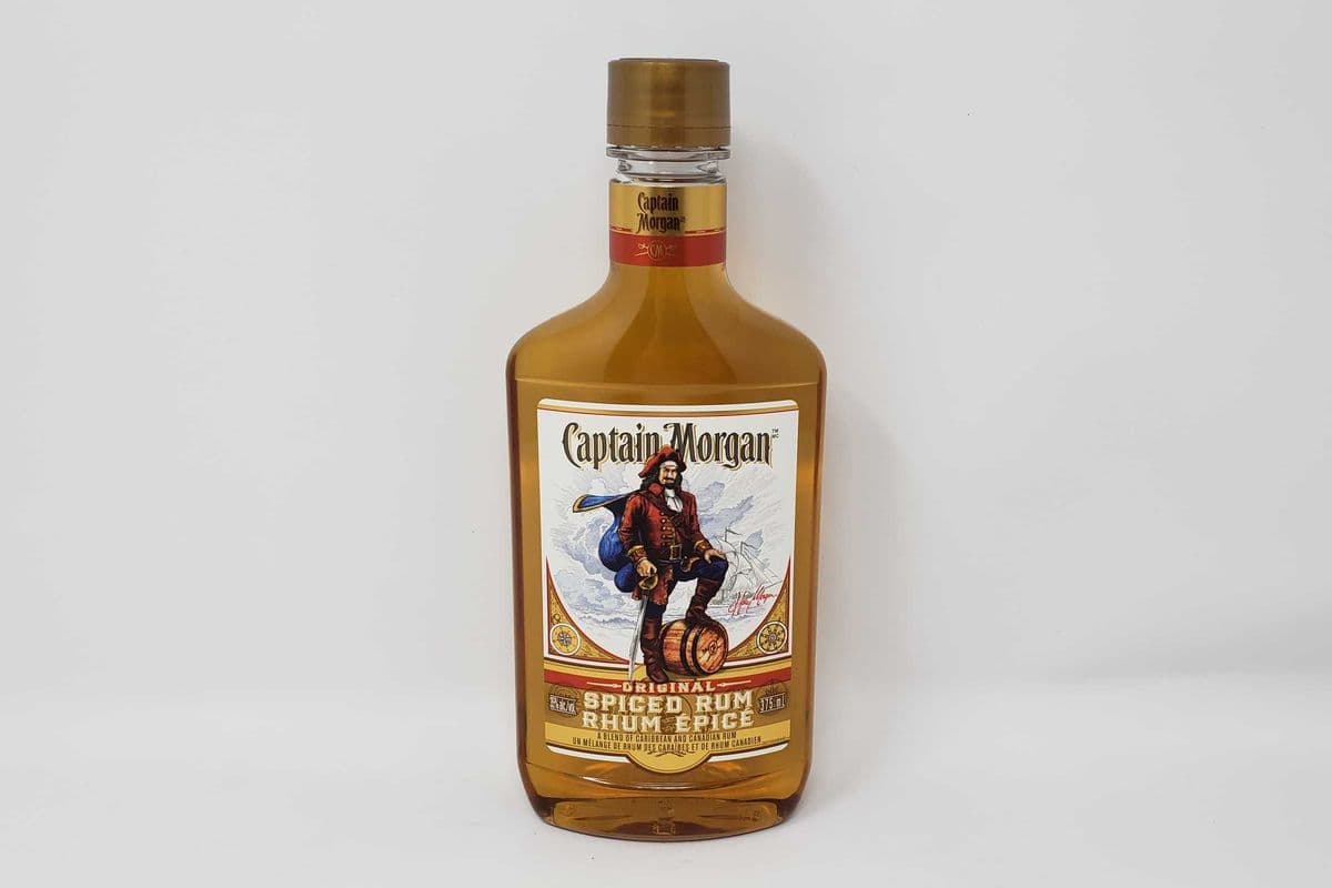 CAPTAIN MORGAN SPICED RUM (1 x 375ml)