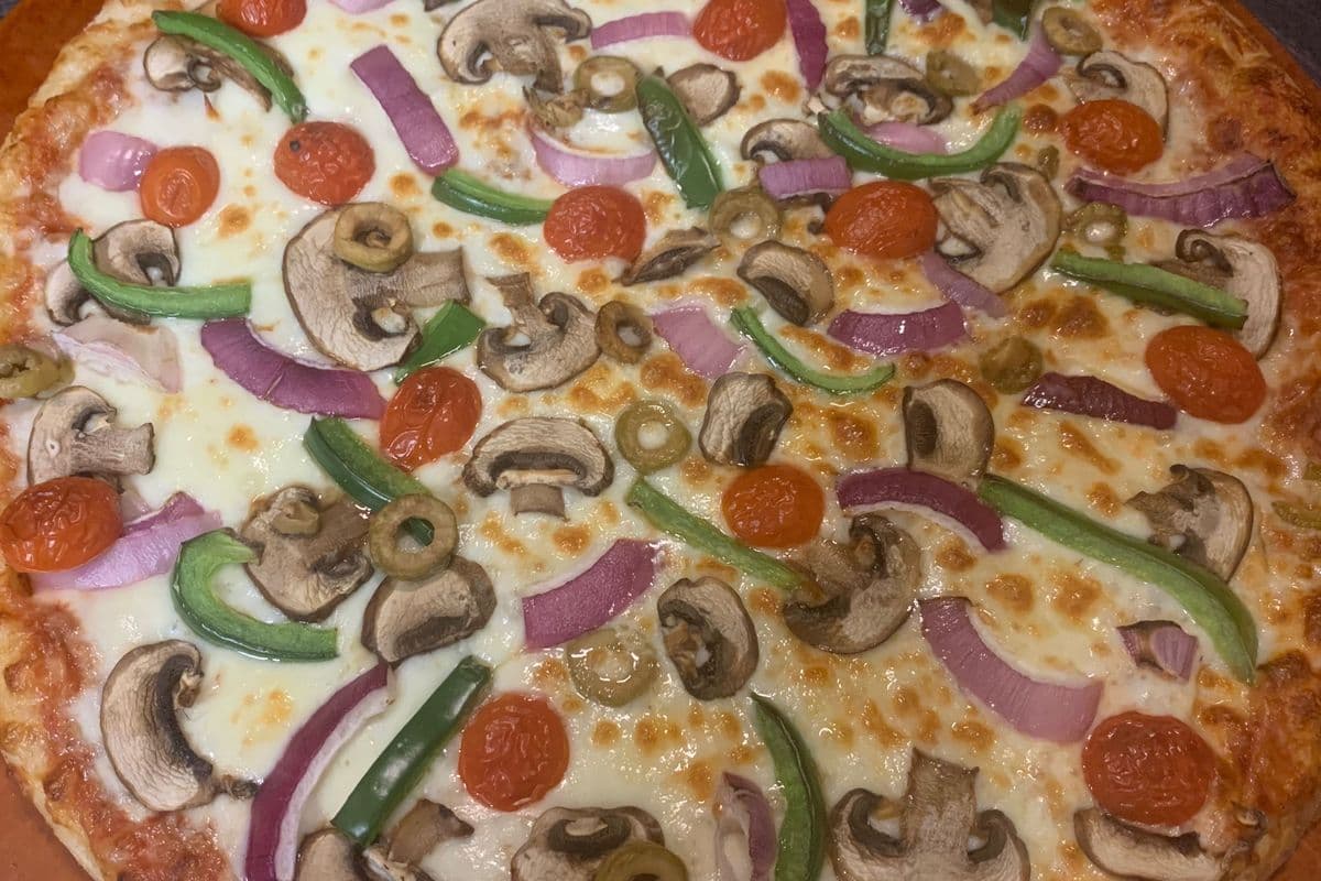 Extra-Large Veggie Sensation Pizza