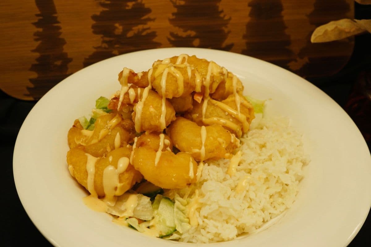 Fried Shrimp with Mayo on Rice