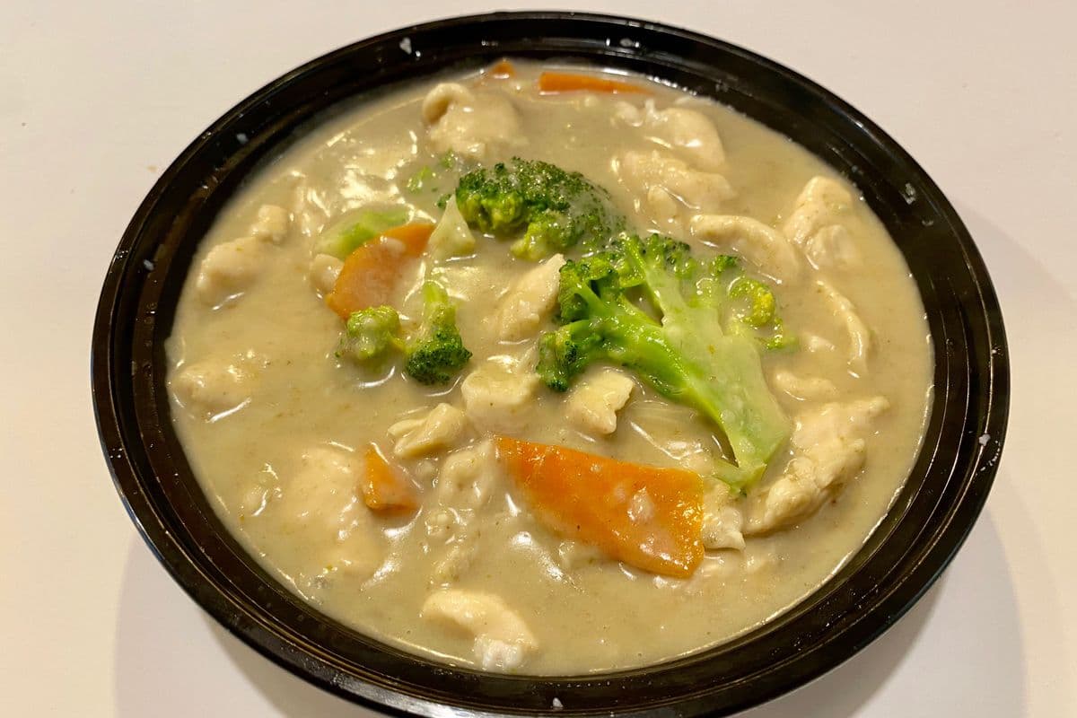 D7. Thai Green Curry(Chicken/Beef/Shrimp)