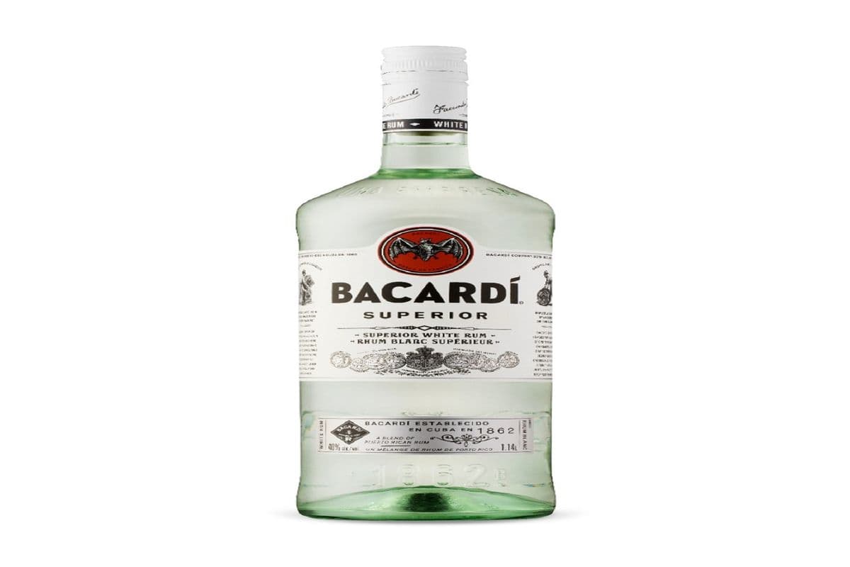 820594. Bacardi White (1.14 L)