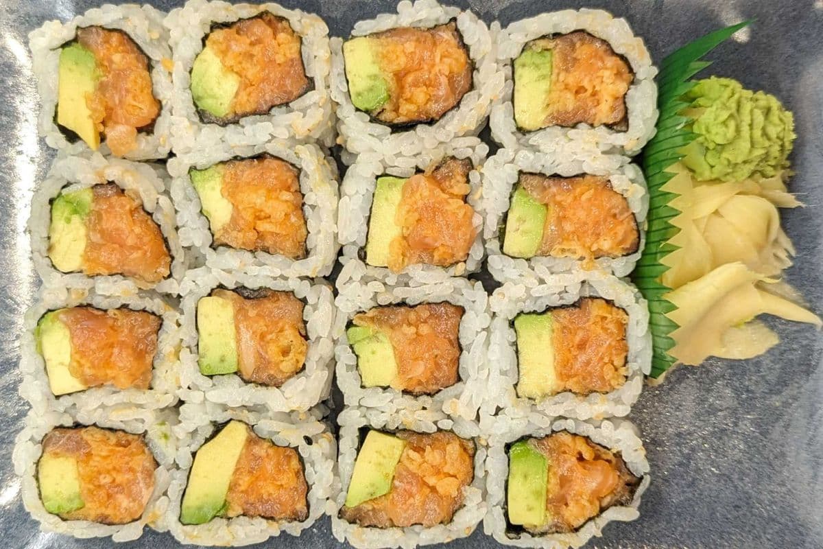 Spicy Salmon Rolls