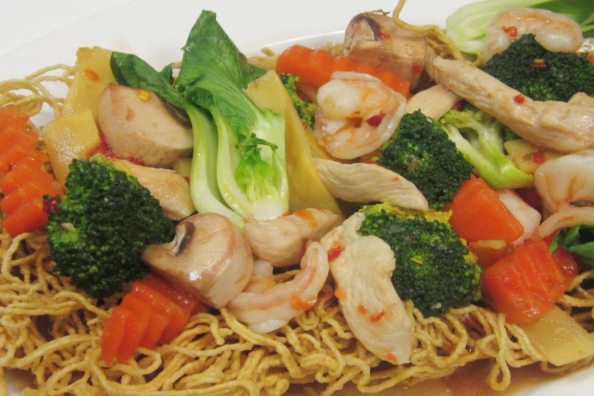 501. House Crispy Egg Noodle