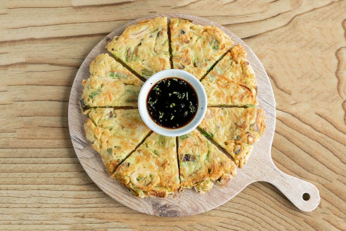 58. Crepe au fruits de mer et des oignon verts / Seafood and Green Onion Pancake