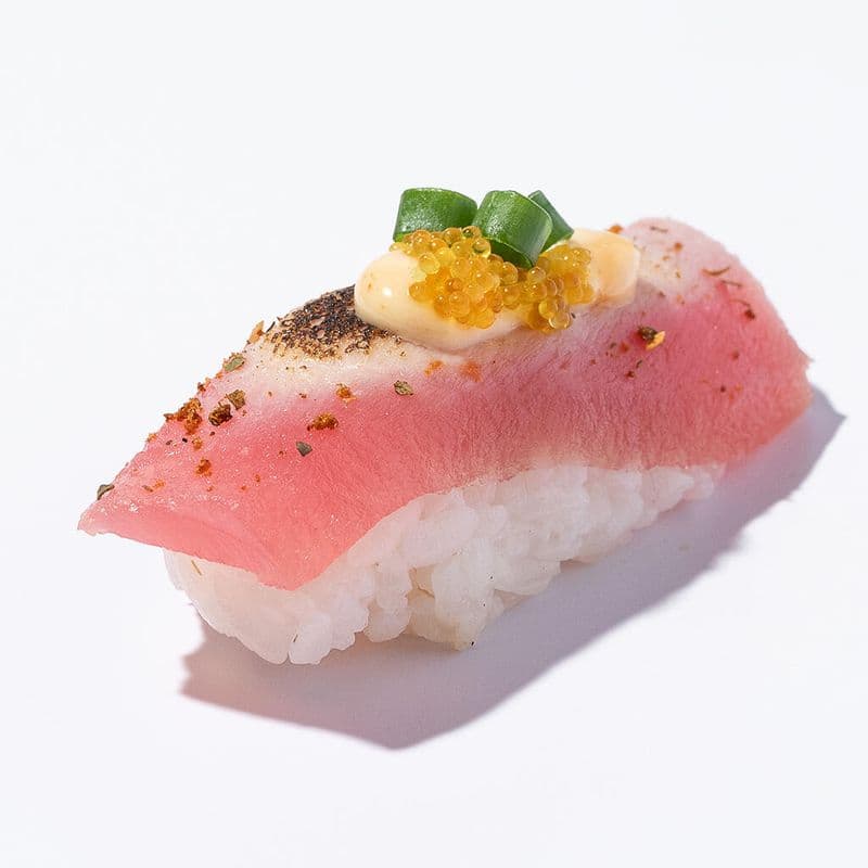 NIGIRI THON GRILLÉ ÉPICES CHIPOTLE ET LIMETTE / SEARED CHIPOTLE & LIME RUB TUNA NIGIRI