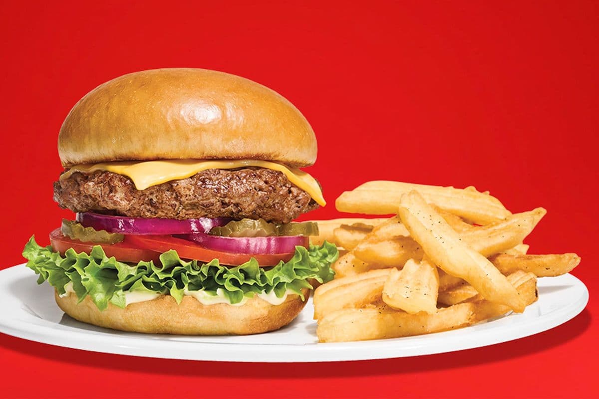 SINGLE CHEESEBURGER (1330 Cal)