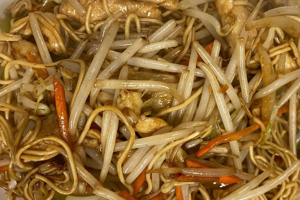 Chicken Lo Mein