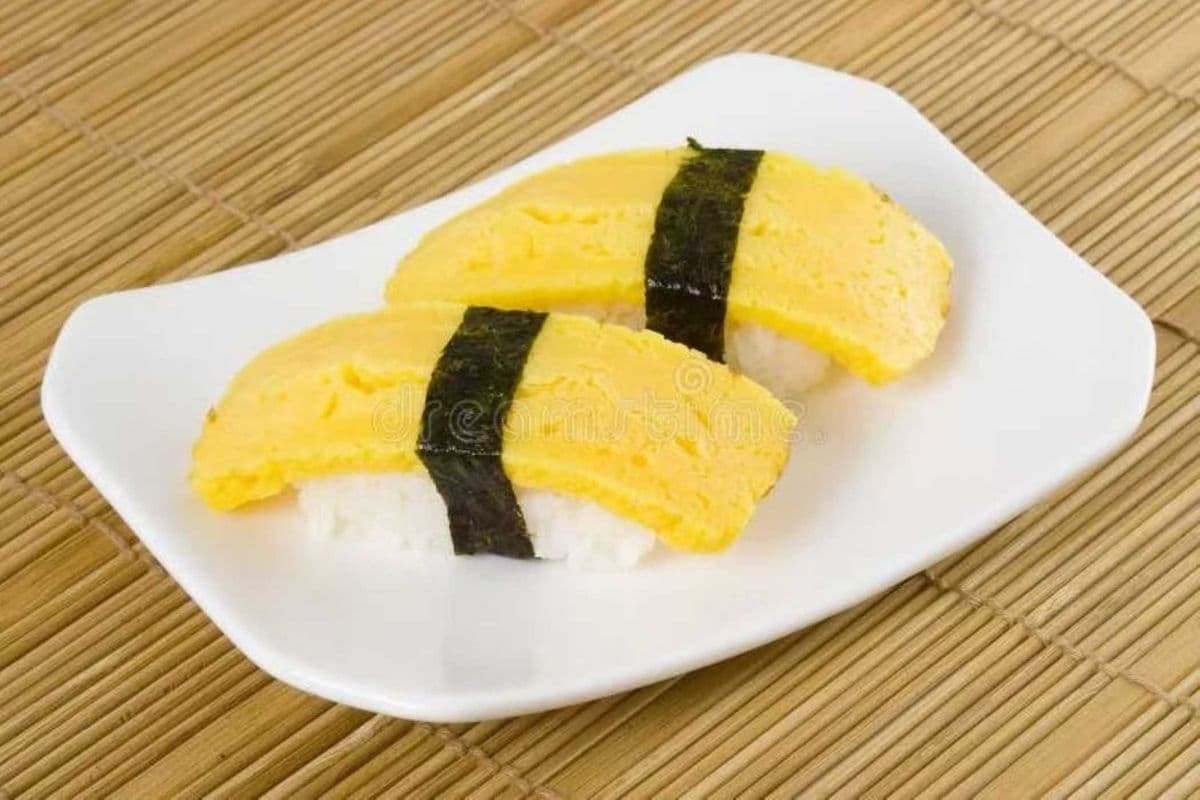 Tamago Sushi (2 pcs)