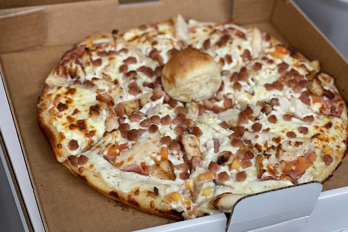 14" Chicken Club Pizza