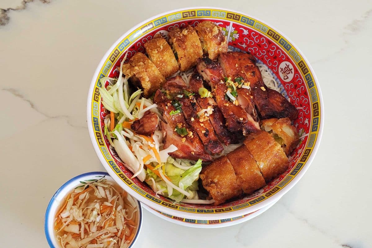 92. Rice Vermicelli with BBQ Chicken and Spring Roll
