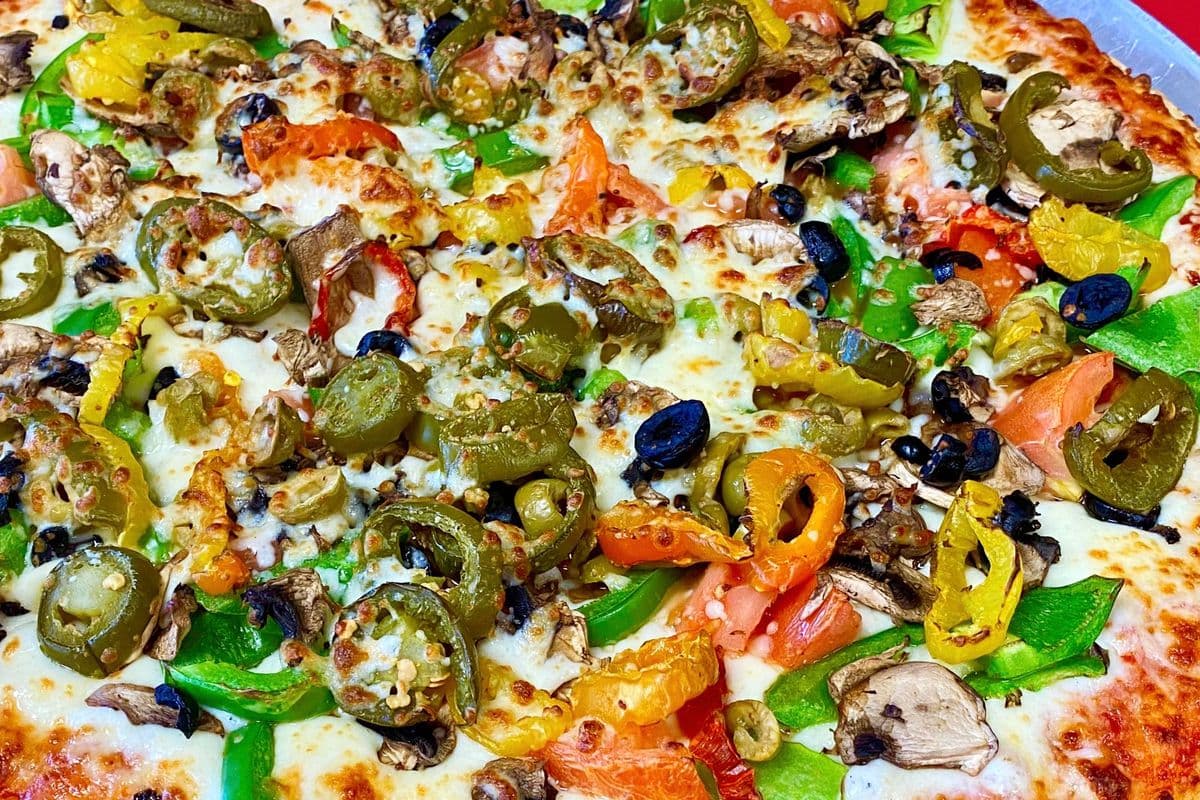 12" Medium Ultimate Veggie Lover