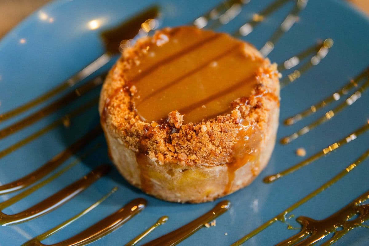 Melt away apple crisp