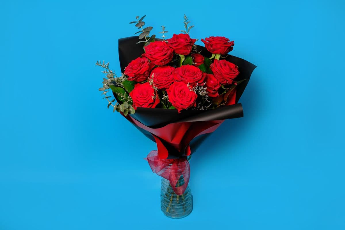 1 Dozen Roses