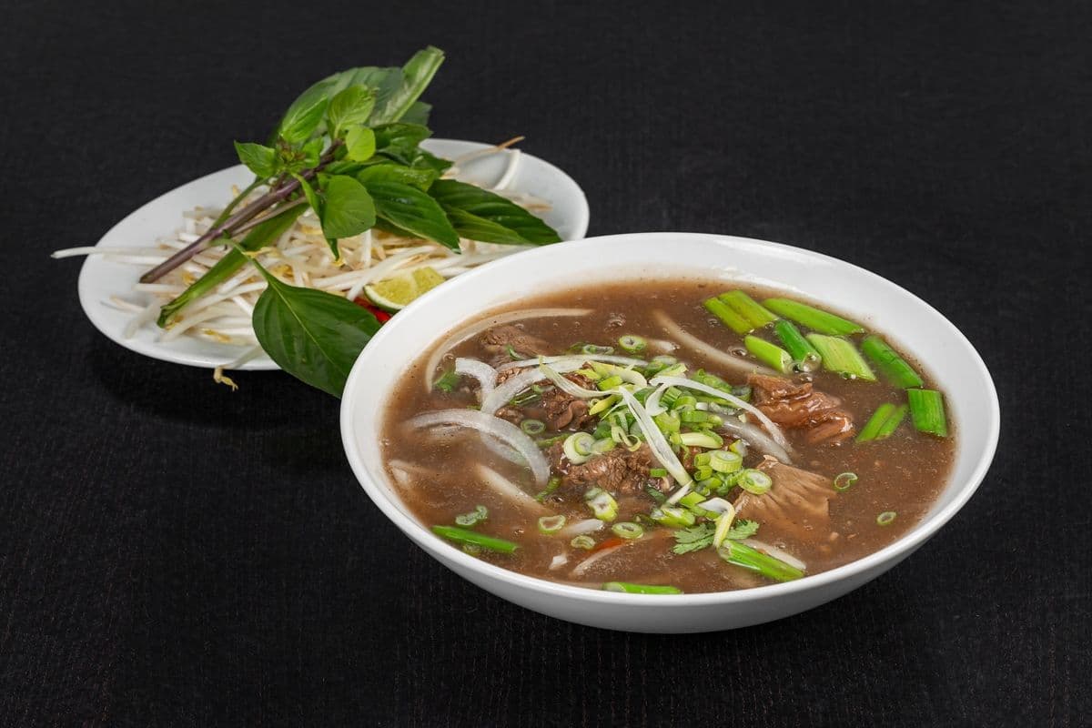 P4. Stewed Beef Rice Noodle Soup / Pho Sót Vang