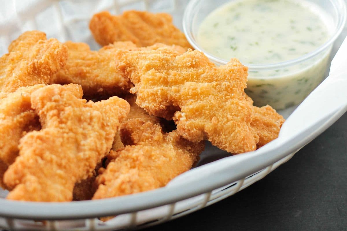 Chicken Nuggets + Fry (10 pcs)