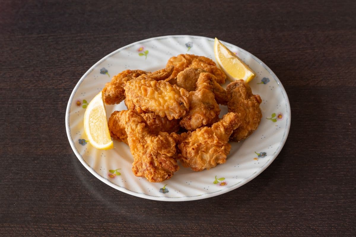 Deep-Fried Chicken Wings