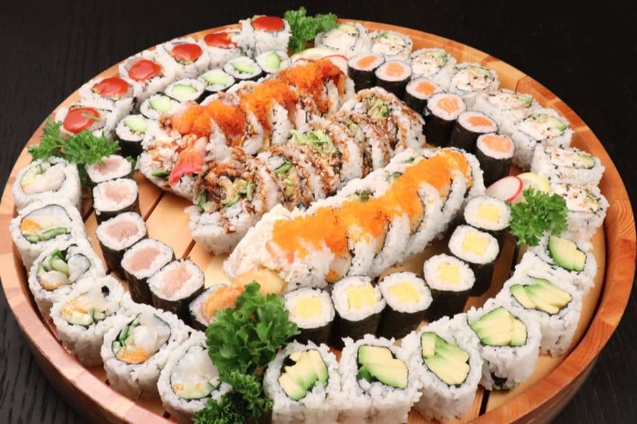 Party Tray 66