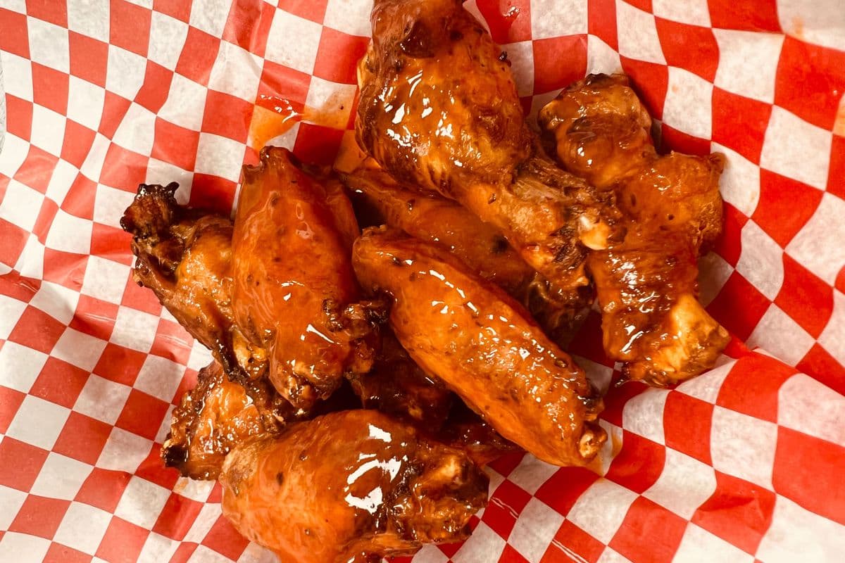 Smoked Chicken Wings (6 pcs)