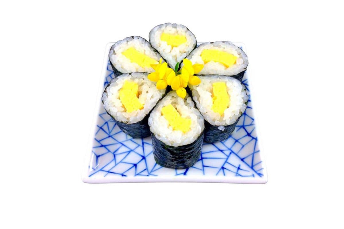 Tomago Sushi Roll