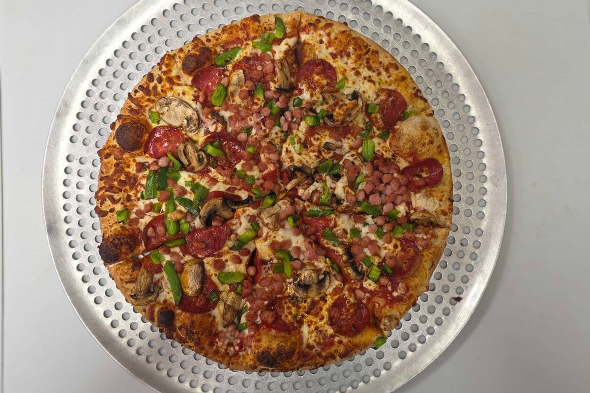 10" Small Canadian Pizza