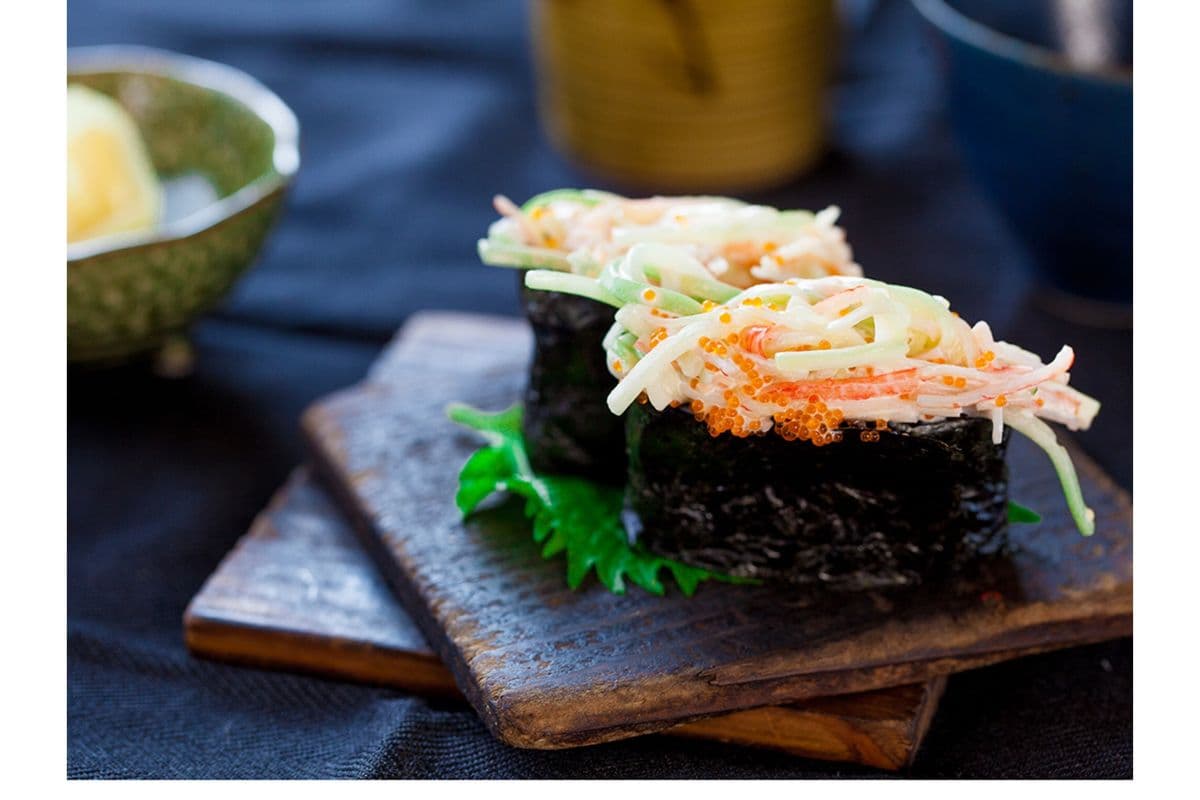 Crab Salad Sushi (2pcs)
