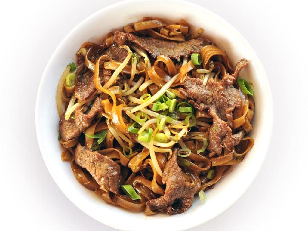 Stir-Fried Flat Noodle Bowl