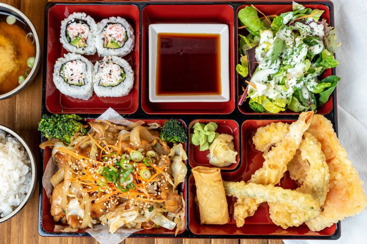 B7. Stir-Fried Chicken Teriyaki Bento