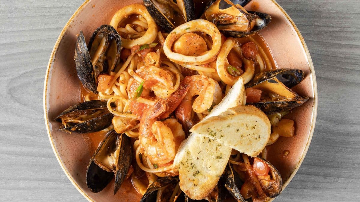 Seafood Linguine
