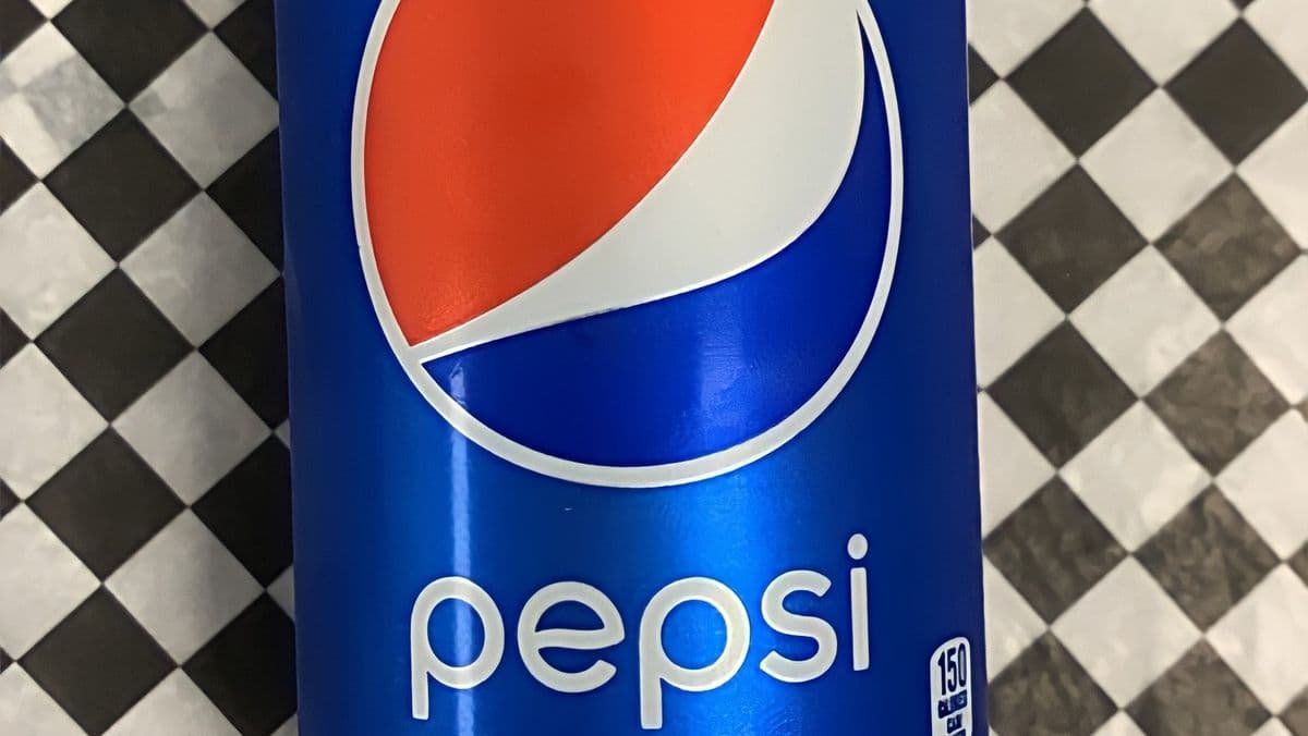 4 Cans Pepsi