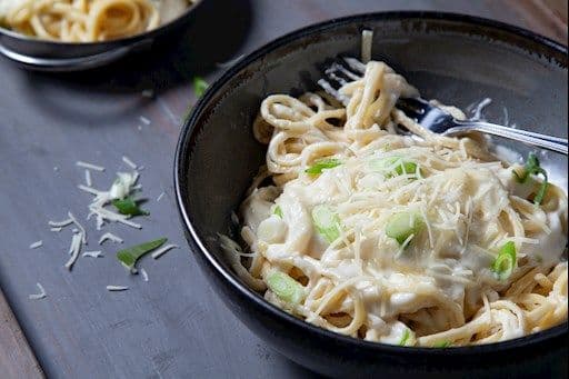 Linguine Alfredo / Linguine Alfredo