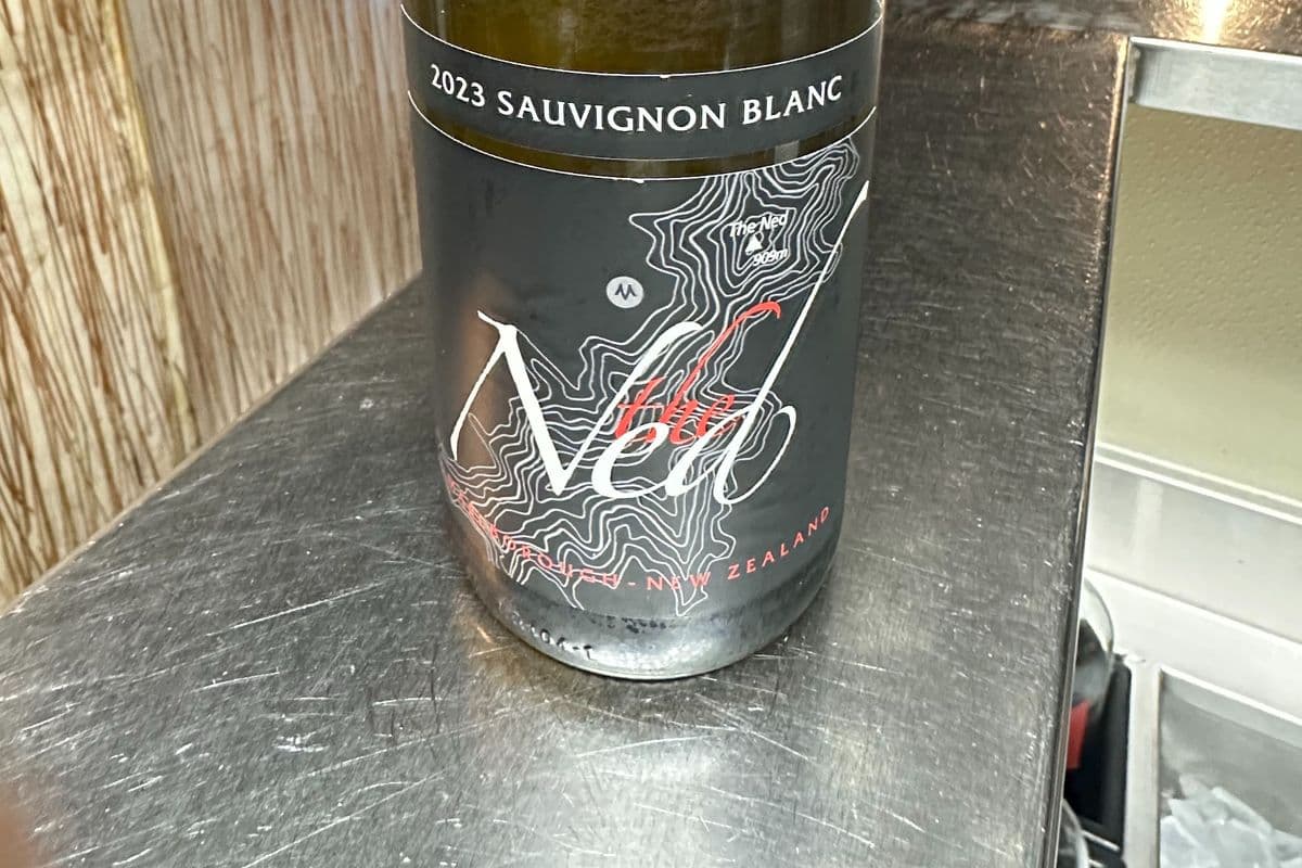 The Ned (Sauvignon Blanc) (750 ml) New Zealand (1 x 750 ml)