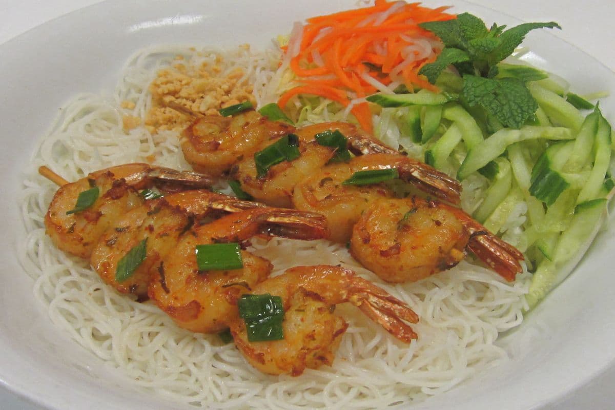 B2. Rice Vermicelli Combo with Grilled Shrimps
