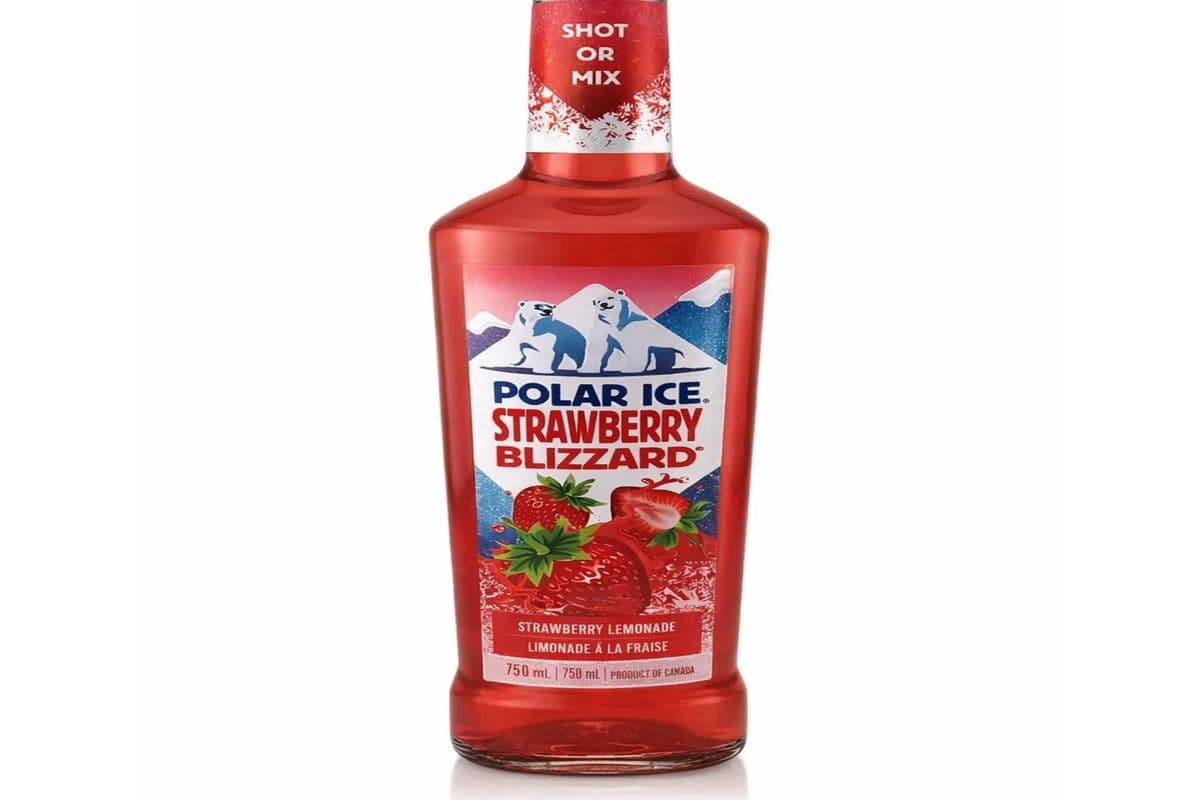 POLER ICE STRAWBERRY 750ML (1 x 750 ML )