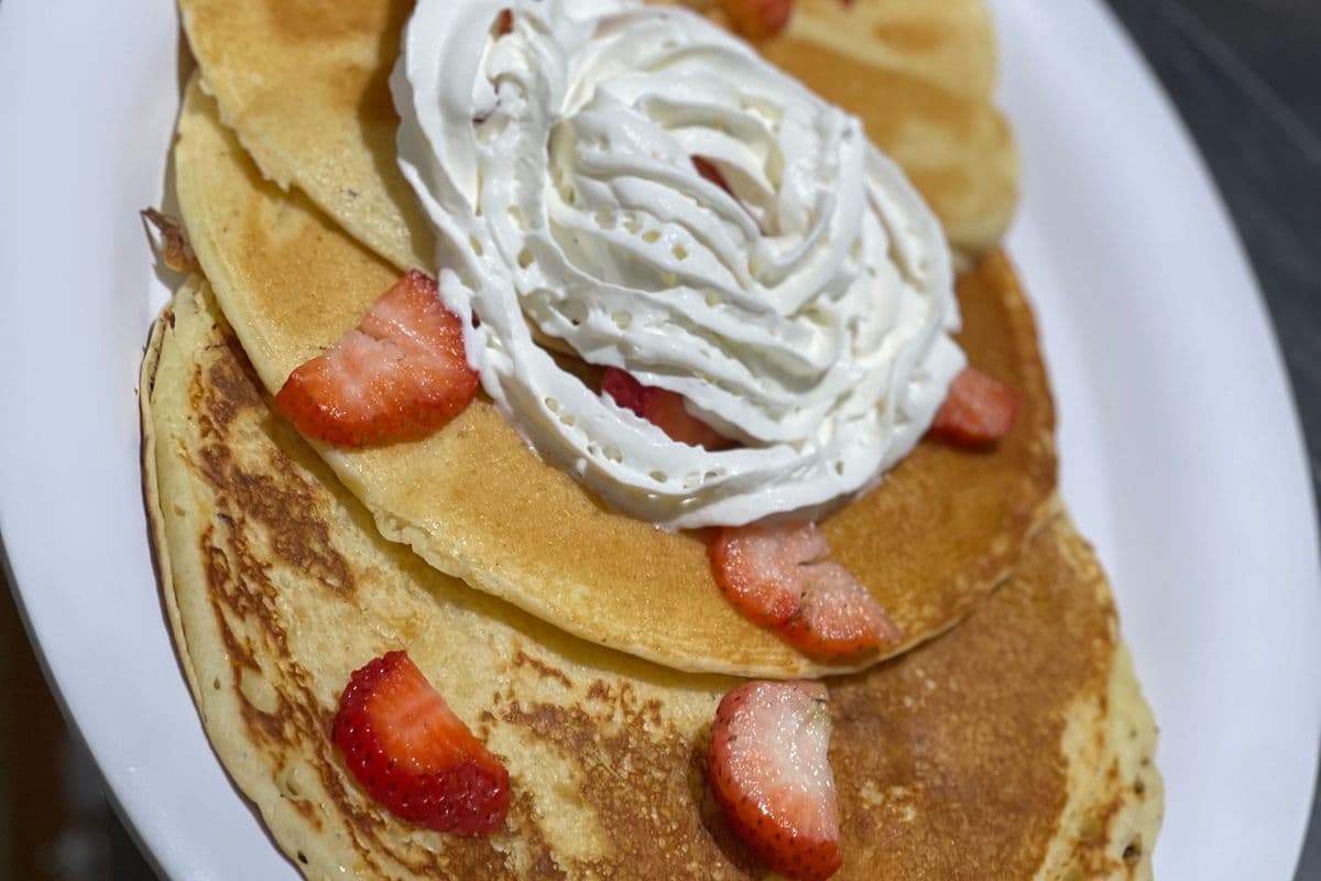 Strawberry Pancakes (3 Pcs)