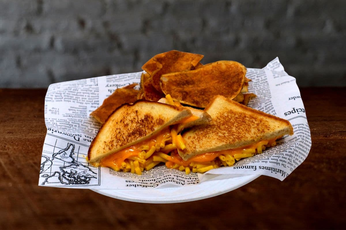 Grilled Macaroni and Cheese
