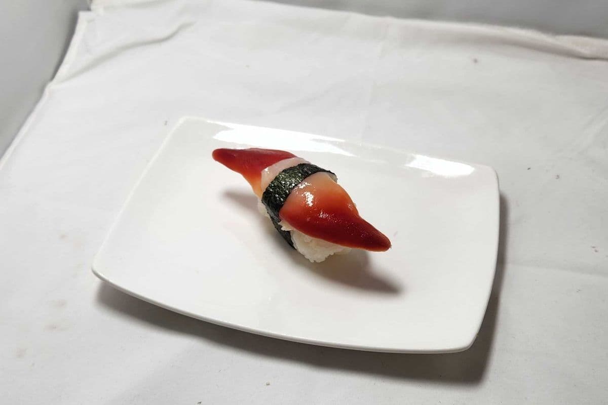 Hokkigai Nigiri