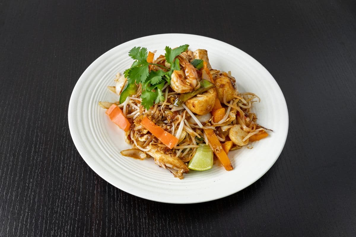 604. Seafood Pad Thai